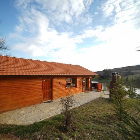 Bioland Villa'S Novoberdo Eksteriør billede