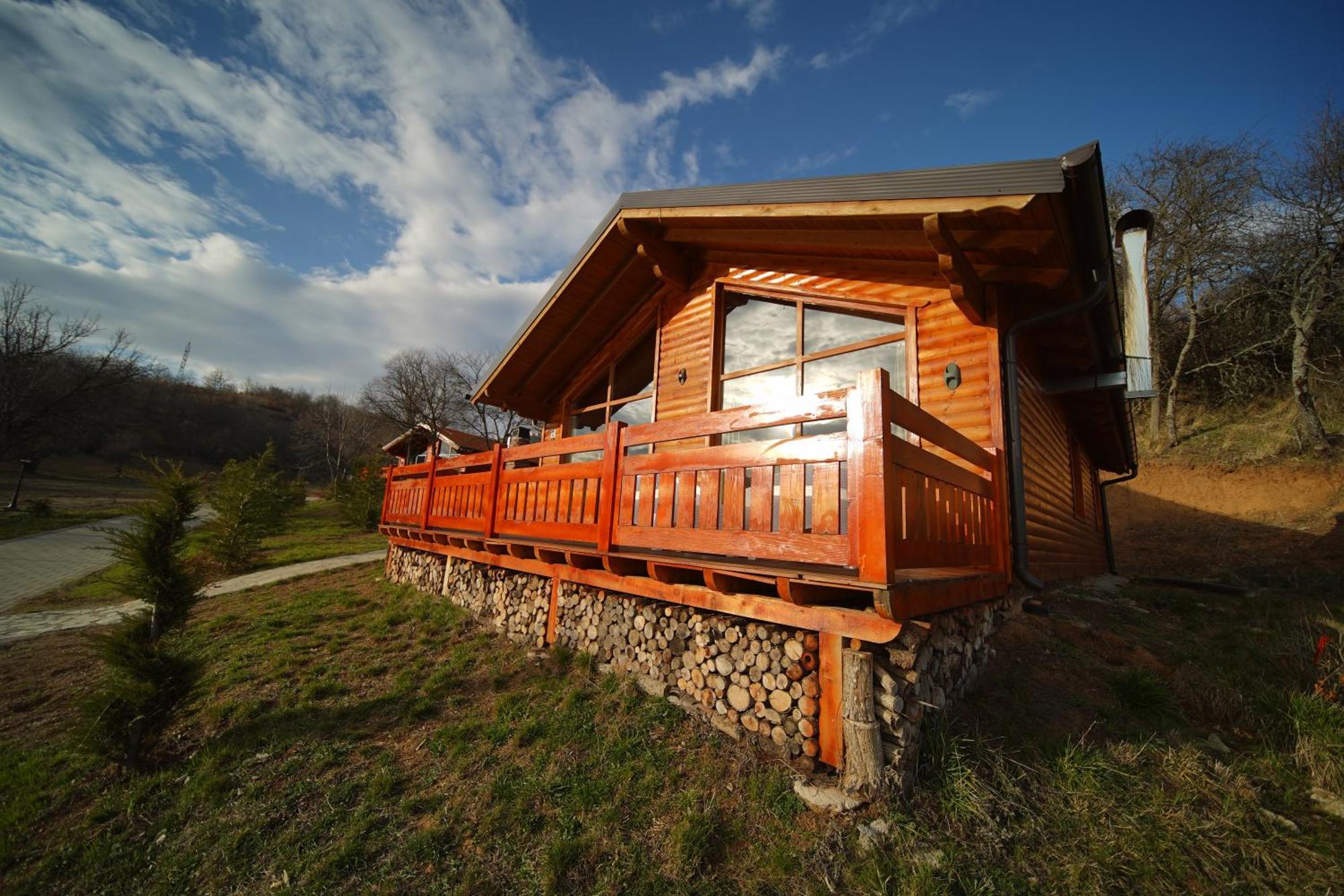 Bioland Villa'S Novoberdo Eksteriør billede