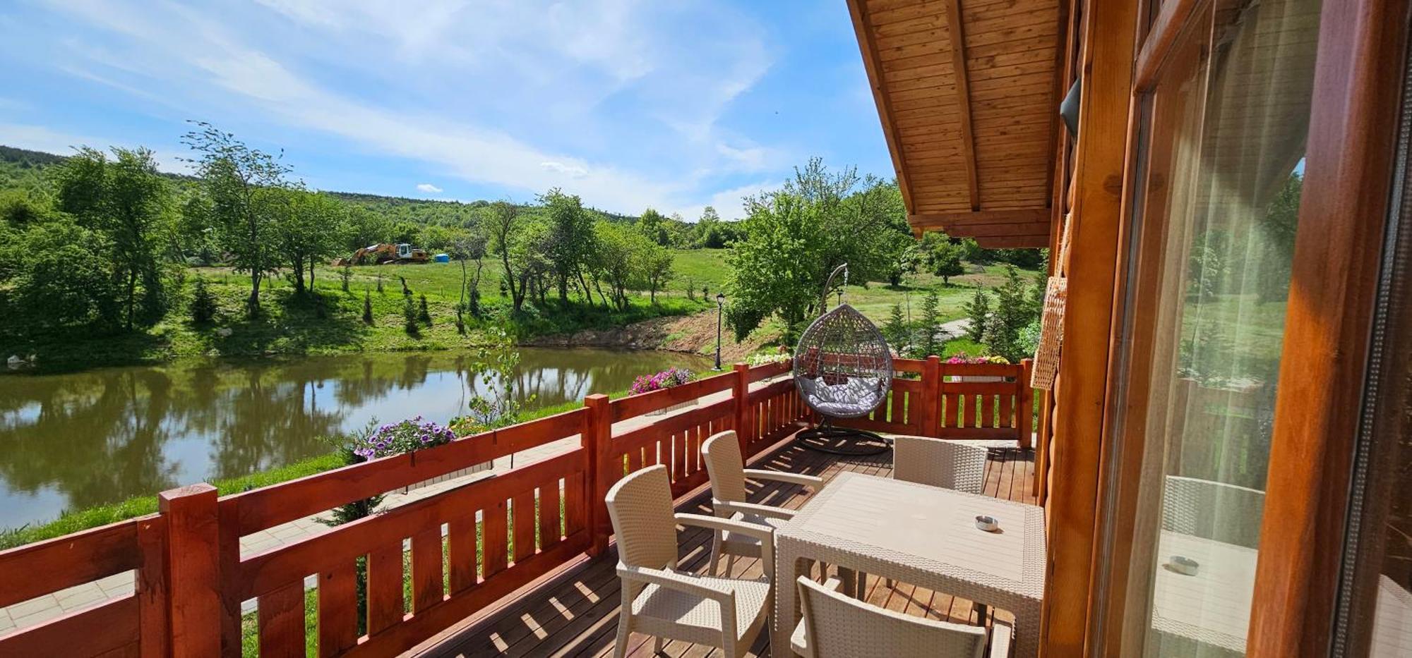 Bioland Villa'S Novoberdo Eksteriør billede